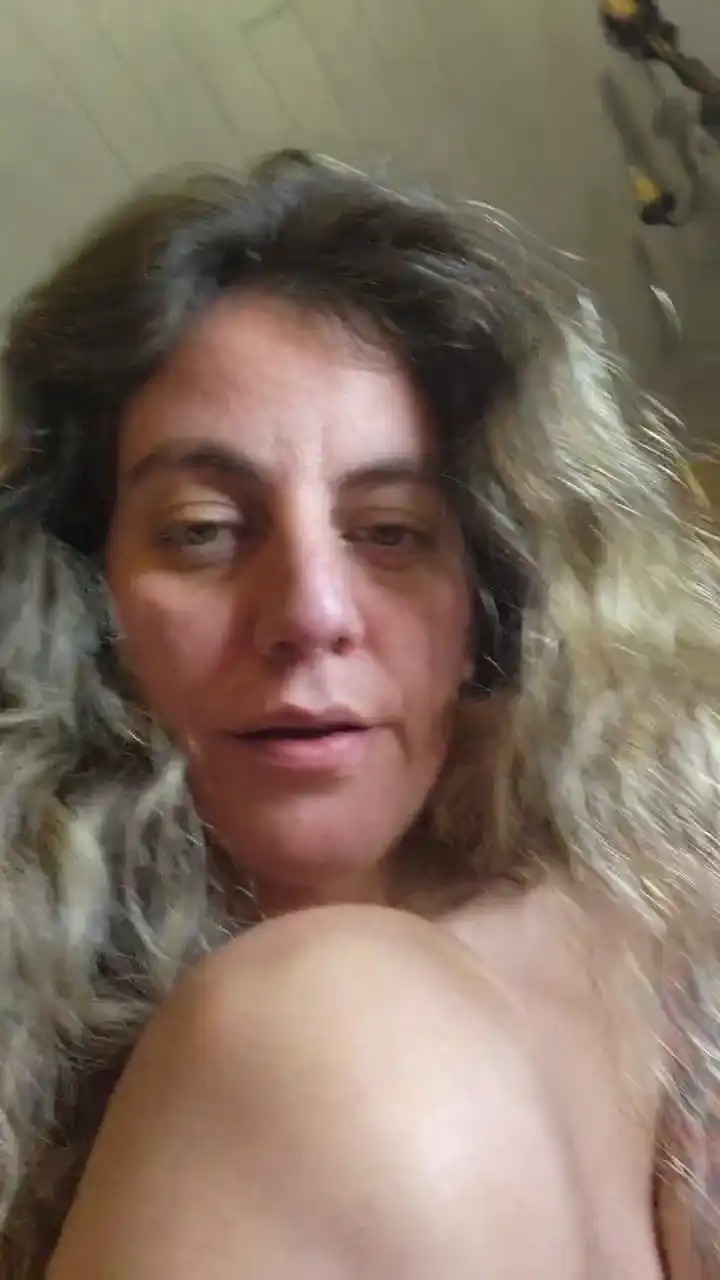 Dementia20 – [Cam4] Interactive Toy Spy Chat – 2026-02-15 15:54:32