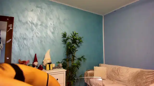 Amisgold – [Myfreecams] Amateur Cam Video Chat – 2025-10-23 15:46:55