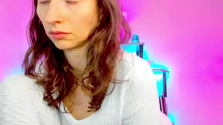 Vivienvee – [Streamate] Interactive Toy Shaved Blowjob – 2026-04-09 12:46:47