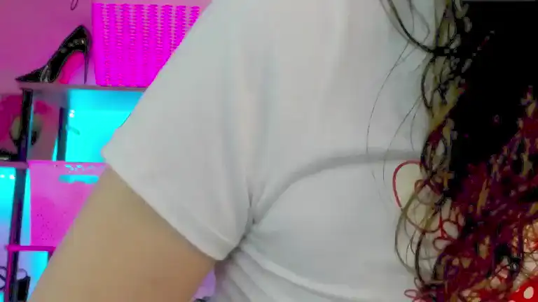 Vivienvee – [Streamate] Busty New Record Clip Suck Dick – 2026-02-24 11:57:54
