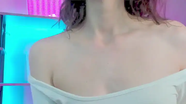 Vivienvee – [Streamate] Pretty Cam Model Shaved High Qulity Video – 2025-09-30 19:28:19