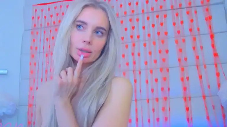 Dahlialay – [Streamate] Camwhores Finger Slut – 2025-07-04 11:00:07