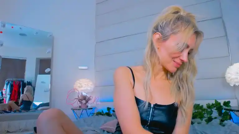 Dahlialay – [Streamate] Livecam Big Tip Goal Lesbian – 2026-05-15 11:11:18