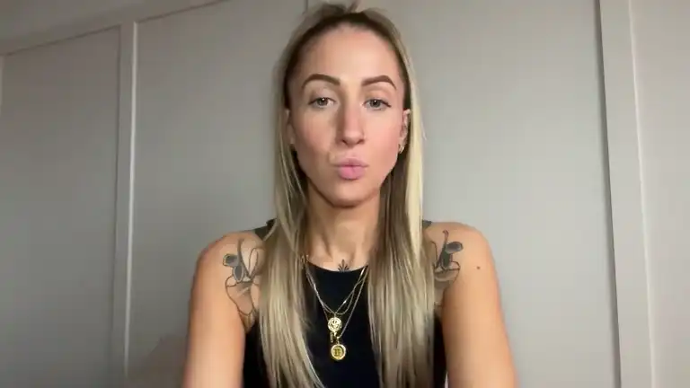 Prettygreeneyesuk – [Streamate] Hot Babe Strips Tru Private Xxxvideo – 2026-06-16 07:42:51