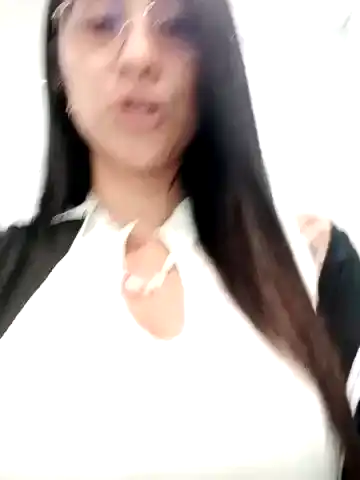 Valery-03_ – [Stripchat] Live Cams Mom Obmihod – 2025-12-19 19:57:32