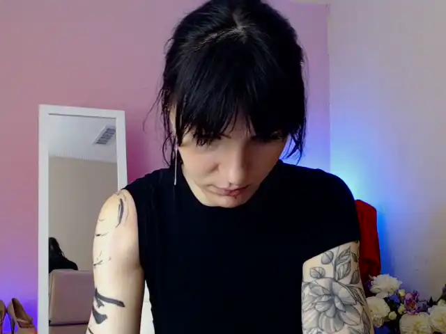 Tsukerberg – [Xlovecam] Home Alone Stunning Sweet Model – 2026-07-20 01:52:23