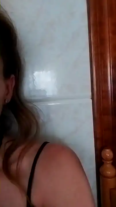 Princess232 – [Amateur.tv] Party Camgirl Gorgeous – 2025-02-08 08:31:01