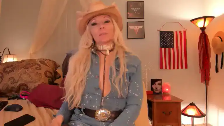 Rhiannoinlive – [Streamate] Doggy Masturbate Cam Video – 2025-12-02 17:08:19
