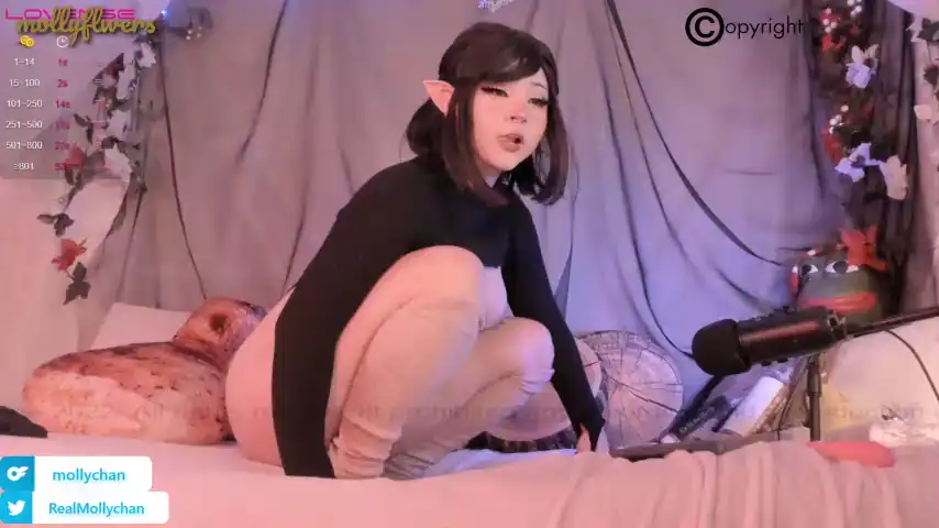 Mollyflwers – [Chaturbate] Fucks Herself Nice Lush – 2025-05-03 14:58:31