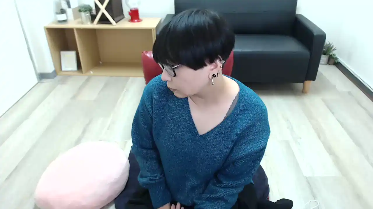 Solazzz – [Sakuralive] Teases Camgirl Best – 2025-01-22 10:32:16