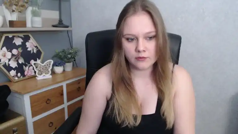 Kittyxjulie – [Streamate] Awesome Pretty Cam Model Young Slut – 2026-04-18 12:37:25