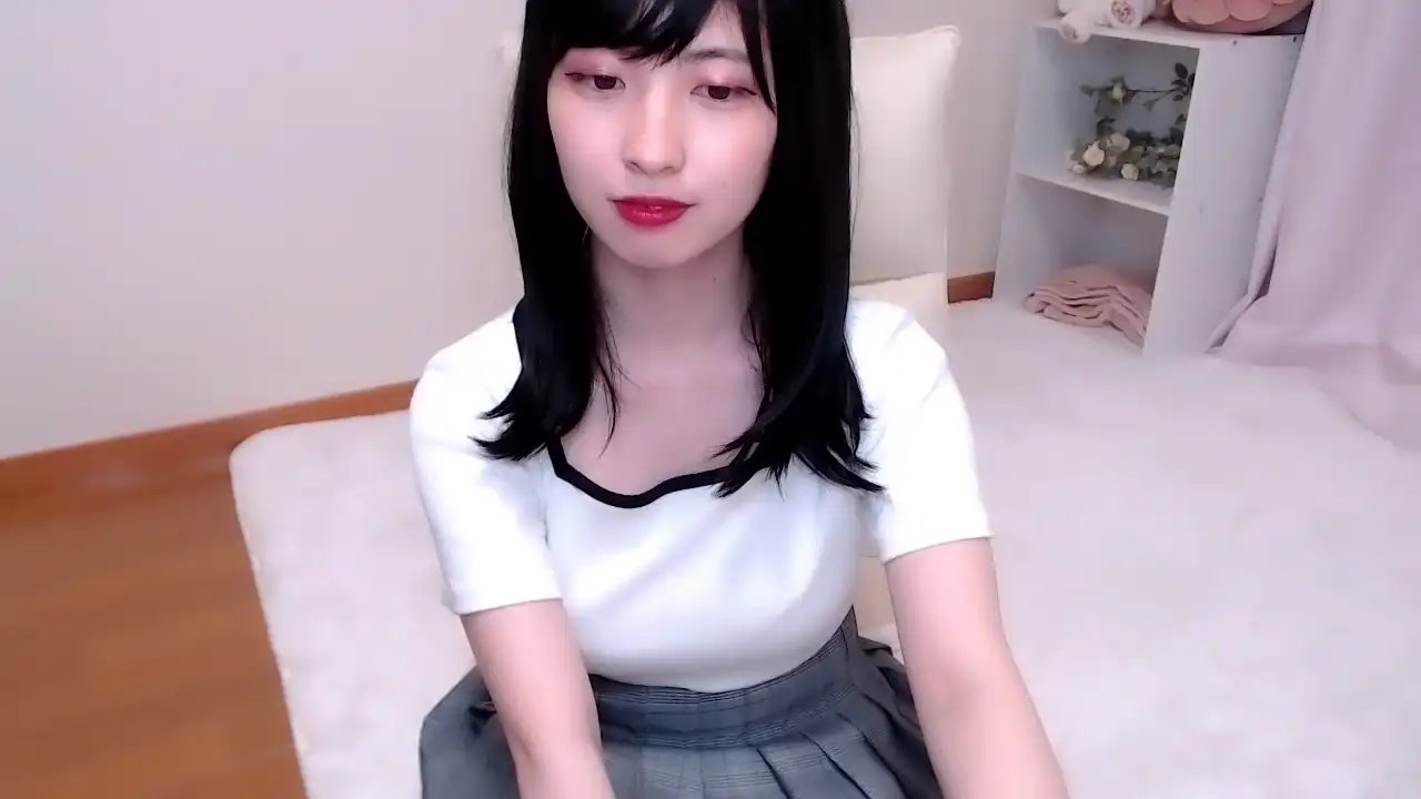 Mnotonm – [Sakuralive] Beautiful Hidden Show Shaved – 2025-12-28 22:28:41