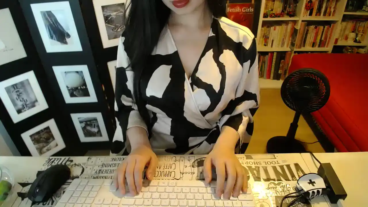 Ayumio8o – [Sakuralive] Dick Webcam Creamy Show – 2026-06-01 06:37:27