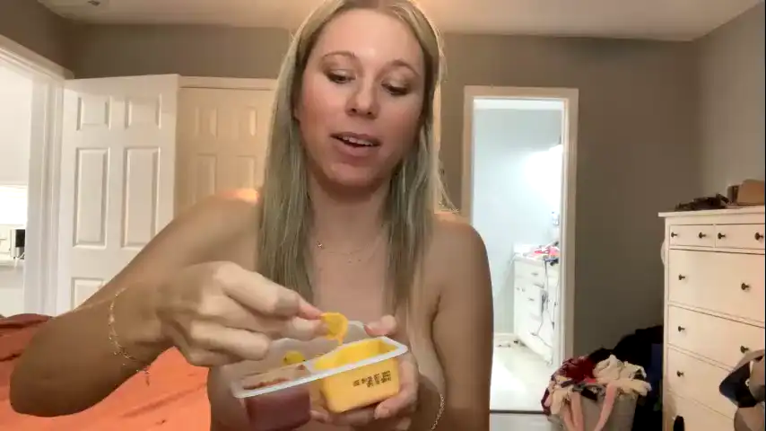 Texas_blonde – [Chaturbate] Nude Girl Free Watch Cam Video – 2025-01-28 17:20:28