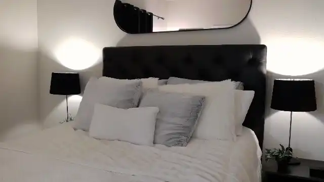 Audrey-piper – [Flirt4free] Busty Teases Livecam – 2025-05-23 03:44:39