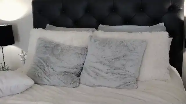 Audrey-piper – [Flirt4free] Horny Cum Ticket Show – 2026-05-25 09:47:20