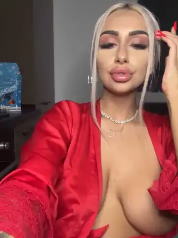 Goldenamber – [Stripchat] Roleplay Cute Webcam Girl Onlyfans – 2025-08-16 22:29:32