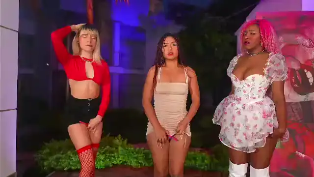 Mansion-girls – [Flirt4free] Horny Only Fun Club Video Beautiful – 2025-05-25 11:26:02