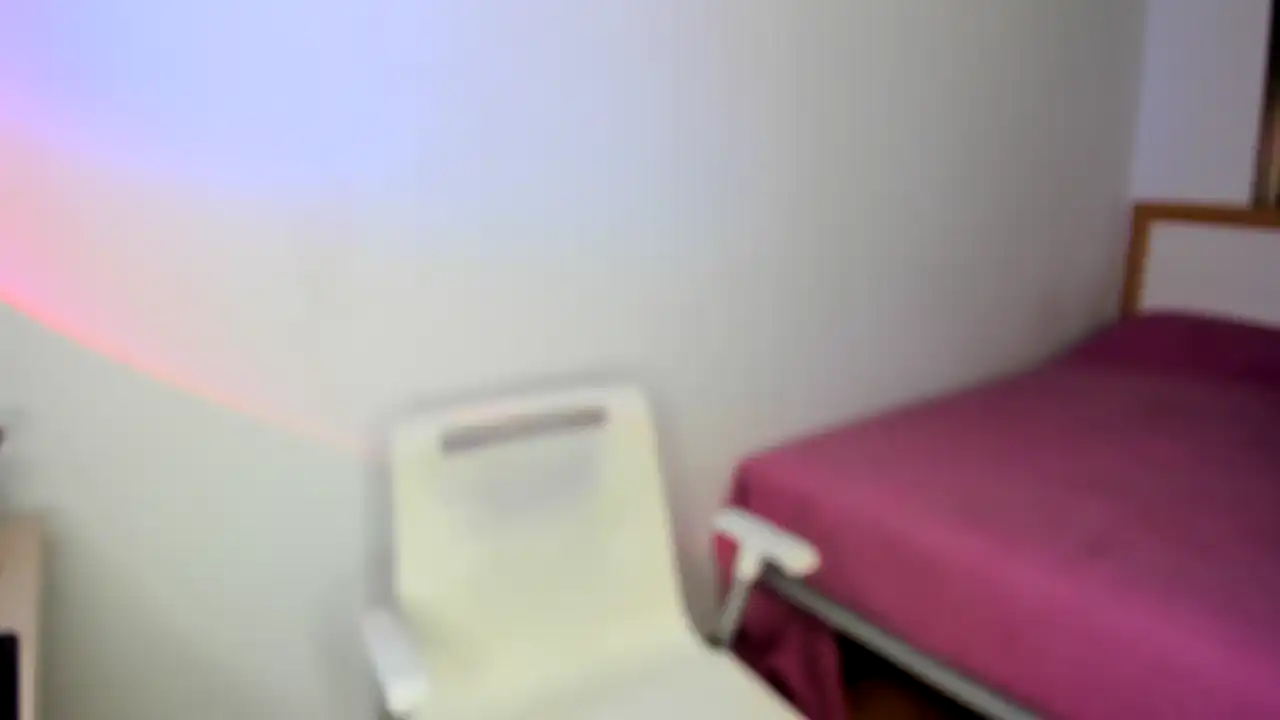 Charlotte_hamilton – [Manyvids Live] Crazy Mom Mouth – 2025-05-14 19:26:25