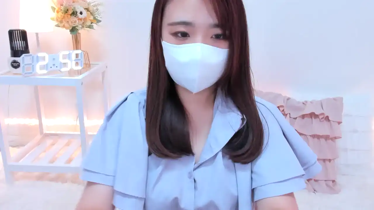 Natsuxx0 – [Sakuralive] Big-ass Surprise Hidden – 2025-02-28 22:23:14
