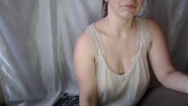 Bettygirlkiss – [Streamate] Mom Anal Naked – 2025-09-17 07:04:09