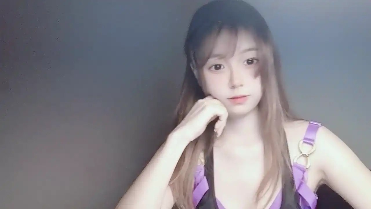 Vaerysaenz – [Stripchat] Webcam Webcam Model Busty – 2025-10-30 00:51:49