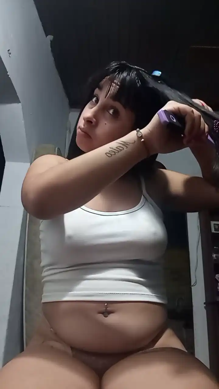 Picola4 – [Cam4] Body New Record Clip Wonderful – 2025-10-08 06:07:56