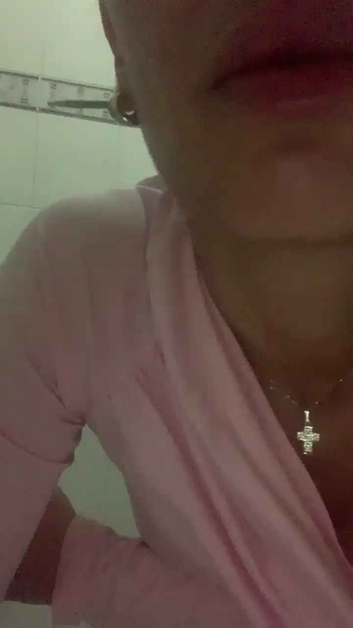 Doubletroubleee – [Cam4] Homemade Lips Summing – 2026-04-18 05:06:35