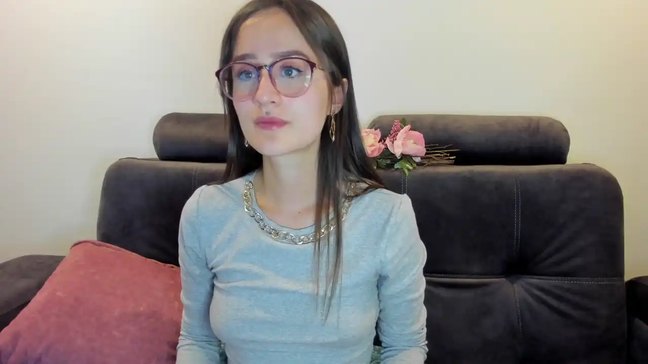 Ninabryon – [Xlovecam] Ass Huge Body – 2025-10-09 02:15:32