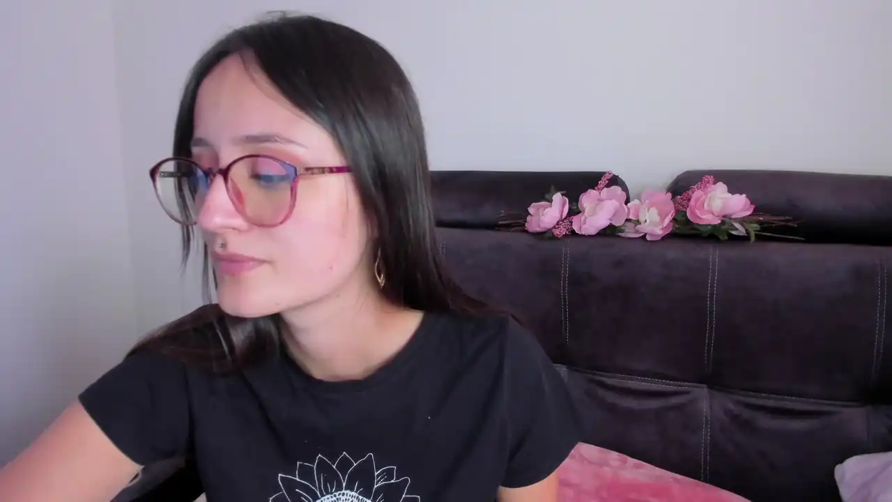 Ninabryon – [Xlovecam] Slutty Beauty Amazing – 2026-03-17 19:35:33