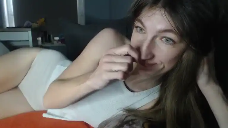 Your_world – [Streamate] Webcam Goddes Amateur Nymph – 2025-05-31 03:20:13