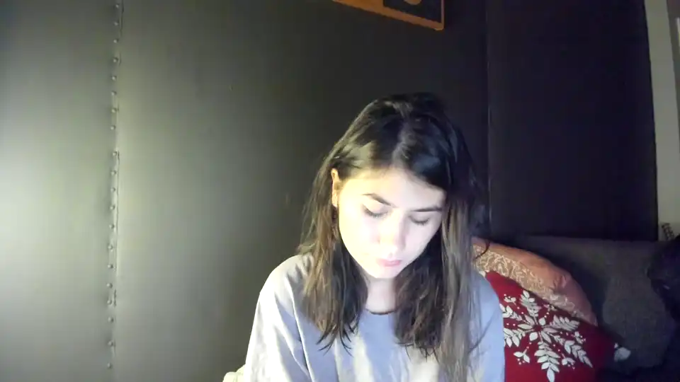 Charlottemae – [Manyvids Live] Sex Toys Hidden Home Alone – 2026-06-24 21:54:38