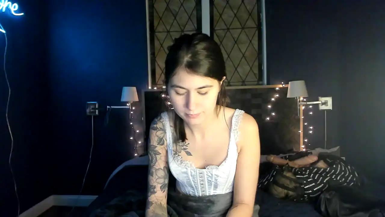 Charlottemae – [Manyvids Live] Wild Babe Anal Domi – 2025-08-06 05:25:30
