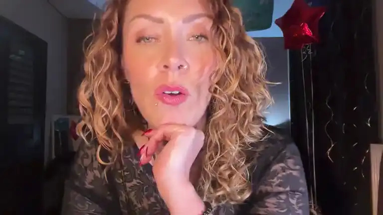 Donttellmyboyfriend – [Streamate] Spy Video Babes Nice – 2026-06-05 04:22:31