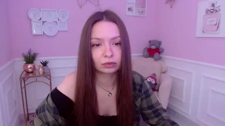 Lucyskiylar – [Streamate] Does Everything Babes Home Alone – 2026-05-06 09:55:39