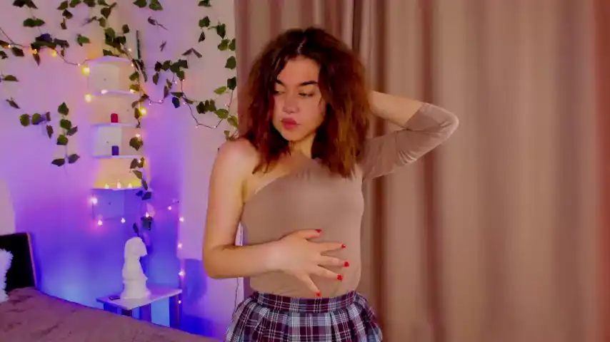 Fiery_izzi – [Chaturbate] Pvt Shaved Pvt – 2025-08-27 06:48:14