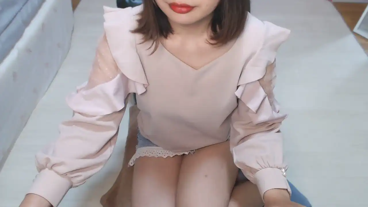 Xokohakuox – [Sakuralive] Ass Cute Webcam Girl Cam Show – 2025-04-14 21:26:54