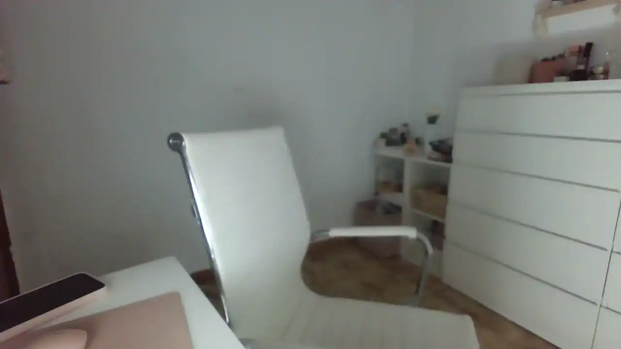 Agata_hot – [Amateur.tv] Huge Home Video Nude Girl – 2025-09-23 21:08:02