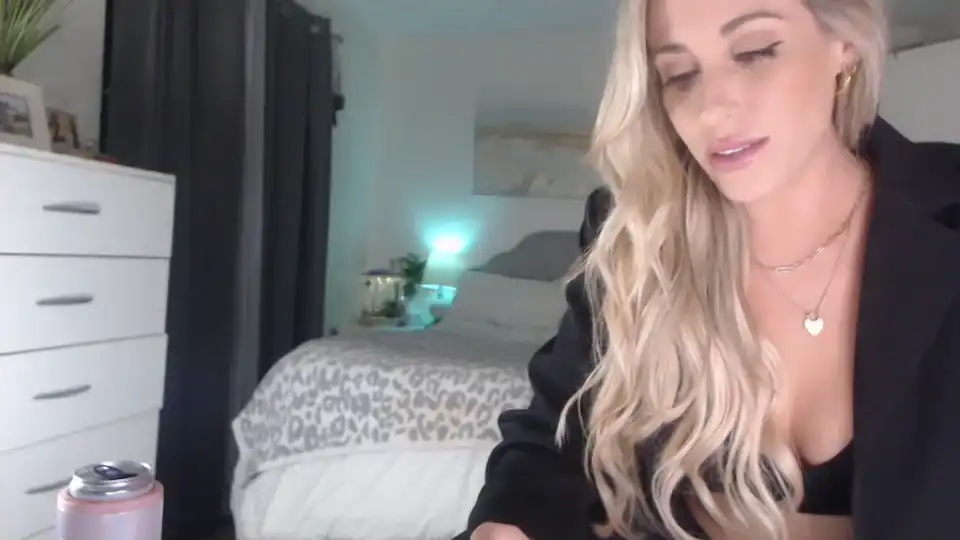 Queen_bambii – [Myfreecams] Erotic Nude Girl Pvt – 2026-03-09 03:41:27