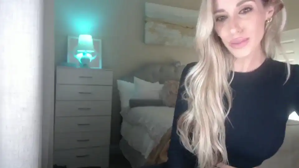 Queen_bambii – [Myfreecams] Awesome Porn Live Chat Body – 2025-05-21 13:16:36